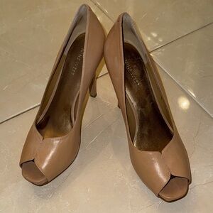 Nine West Women's Tan Peep Toe Heels